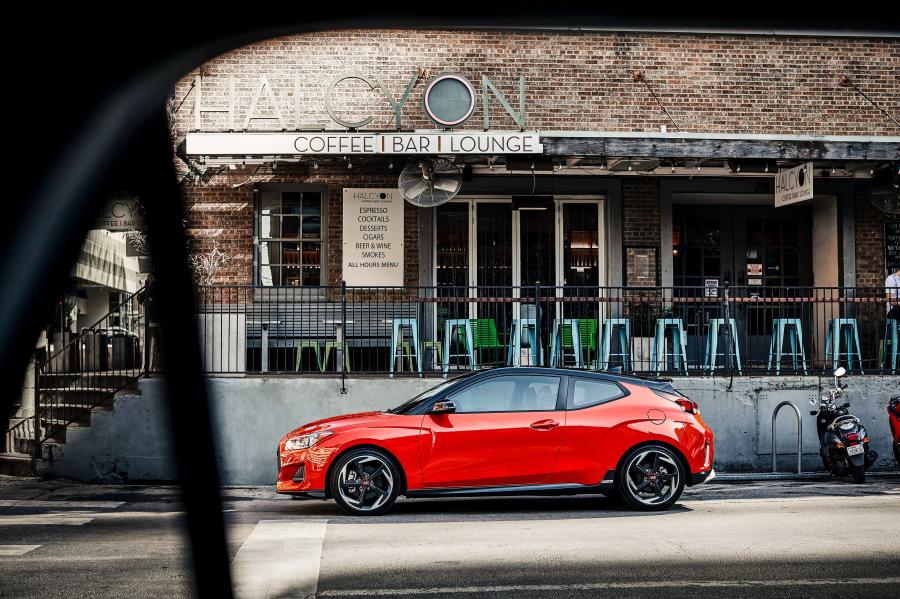  Hyundai Veloster Turbo 2018 года  (NA) (фото 61 из 61)